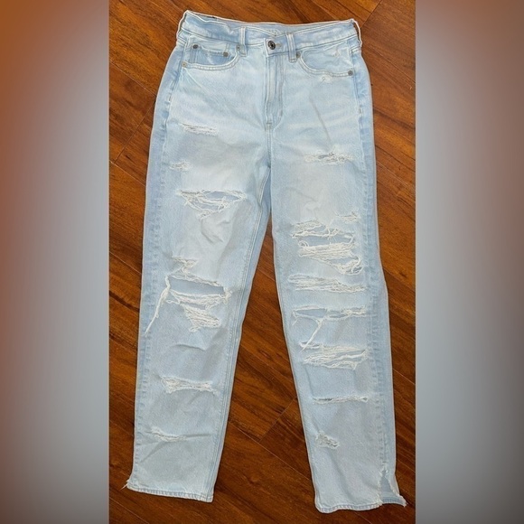 American Eagle Strigid Super High-Rise Baggy Straight Jeans - Picture 1 of 9